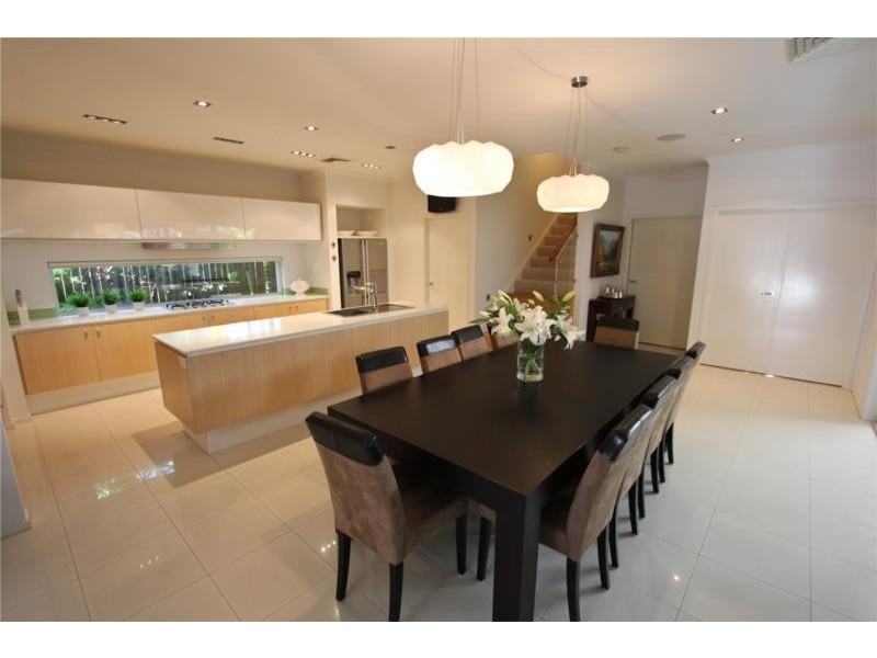 10 Satinay Parade, North Lakes QLD 4509