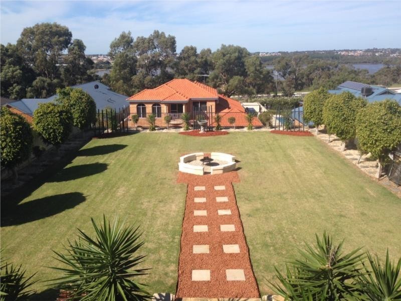 16 Derwent Meander, Joondalup WA 6027