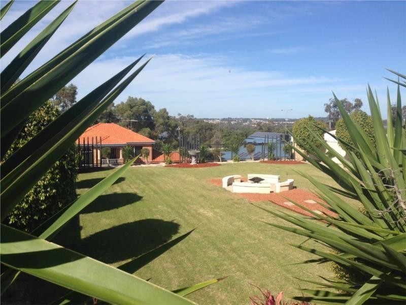 16 Derwent Meander, Joondalup WA 6027