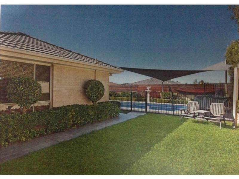 1 Walnut Close, Hamlyn Terrace NSW 2259