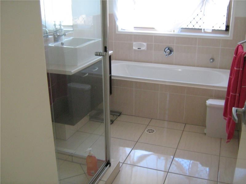 11 Donnelly Place, Caloundra West QLD 4551