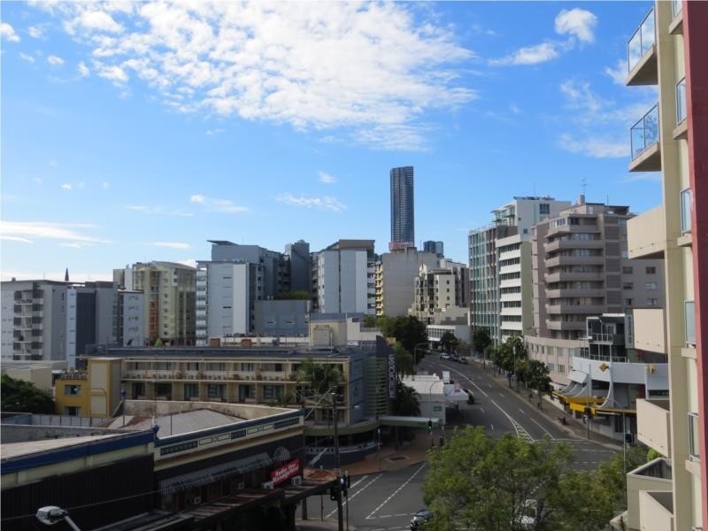 83 Leichhardt Street, Spring Hill QLD 4000