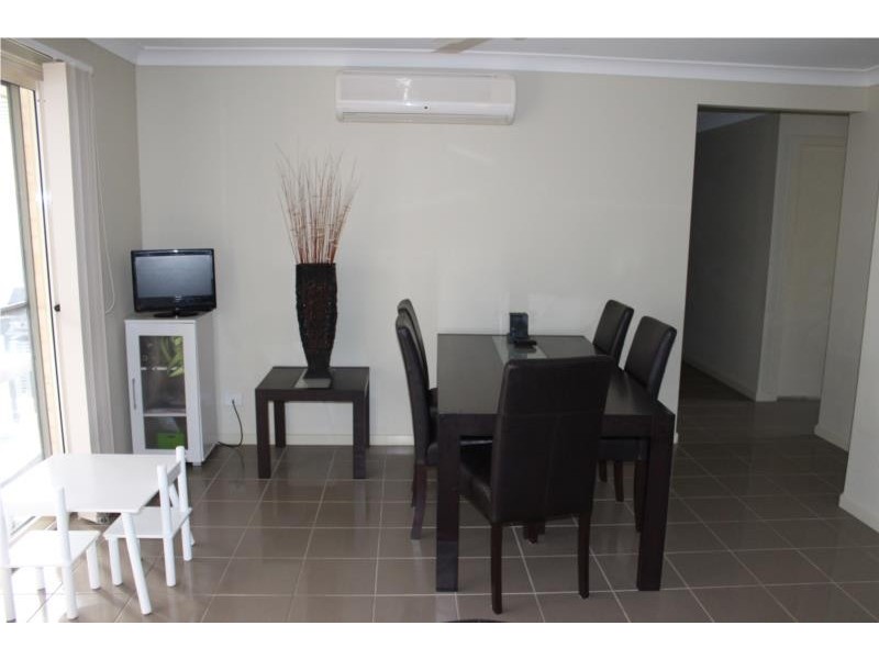 10 Trillers Ave, Coomera QLD 4209