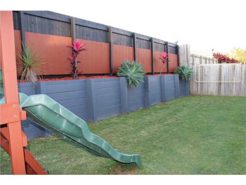 10 Trillers Ave, Coomera QLD 4209