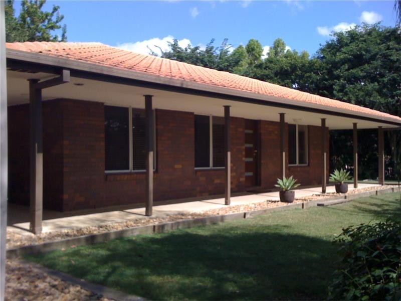 6 Carlie Court, Redbank Plains QLD 4301