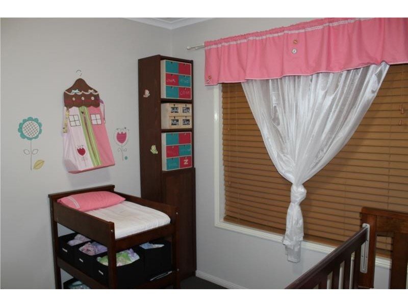 6 Carlie Court, Redbank Plains QLD 4301