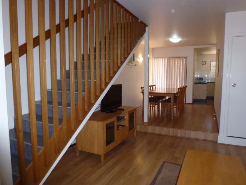 8/286 Mill Point Road, South Perth WA 6151