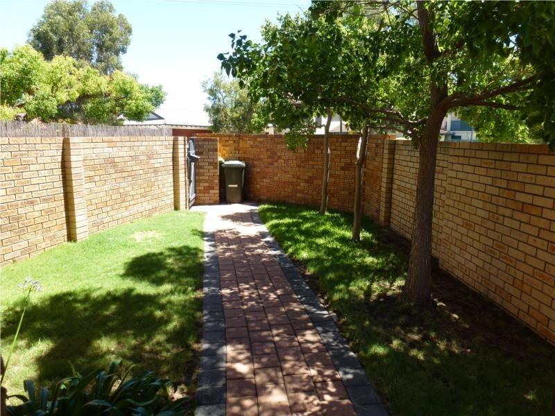 8/286 Mill Point Road, South Perth WA 6151