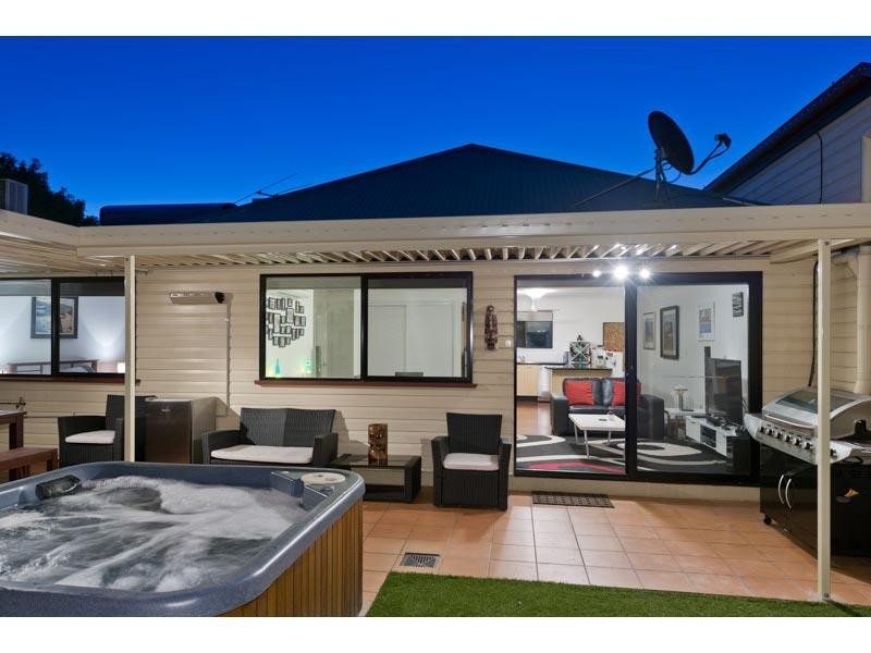 6/56 CENTRAL AVENUE, Indooroopilly QLD 4068