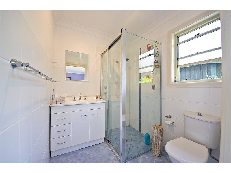 56 Shortland Ave, Killarney Vale NSW 2261