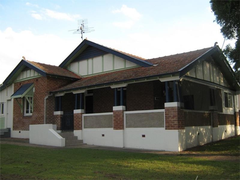 10 Porter Avenue, East Maitland NSW 2323