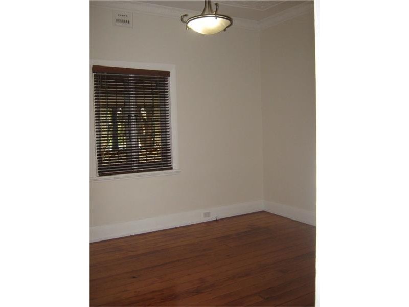 10 Porter Avenue, East Maitland NSW 2323