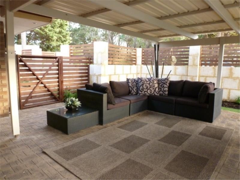 4 Legana ave, Kingsley WA 6026