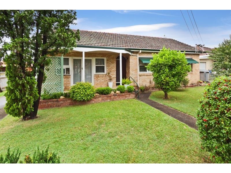 31 Reynolds Street, Old Toongabbie NSW 2146