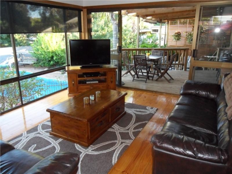 19 Sunhaven Road, Redwood Park SA 5097