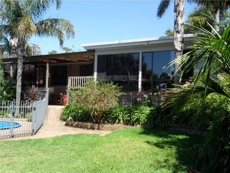 19 Sunhaven Road, Redwood Park SA 5097