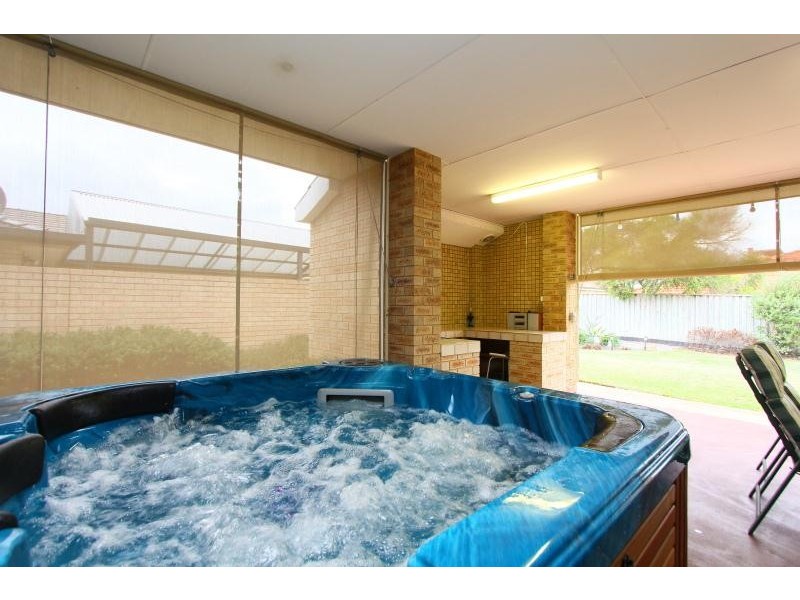 81 Flinders Avenue, Hillarys WA 6025