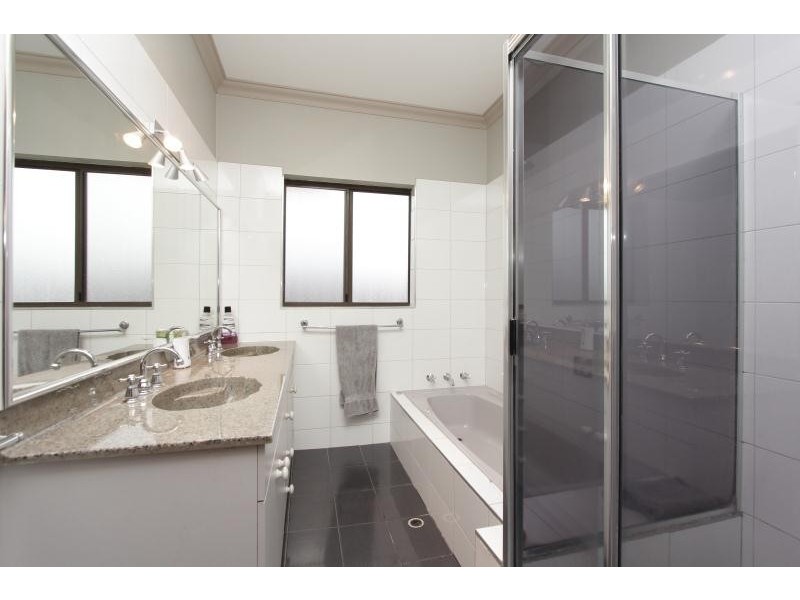 81 Flinders Avenue, Hillarys WA 6025