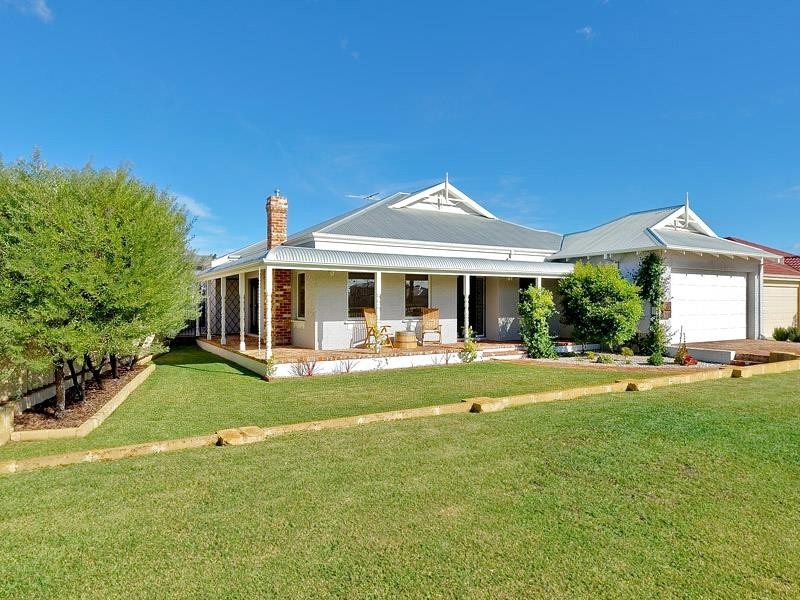 4 Concord Terrace, Atwell WA 6164