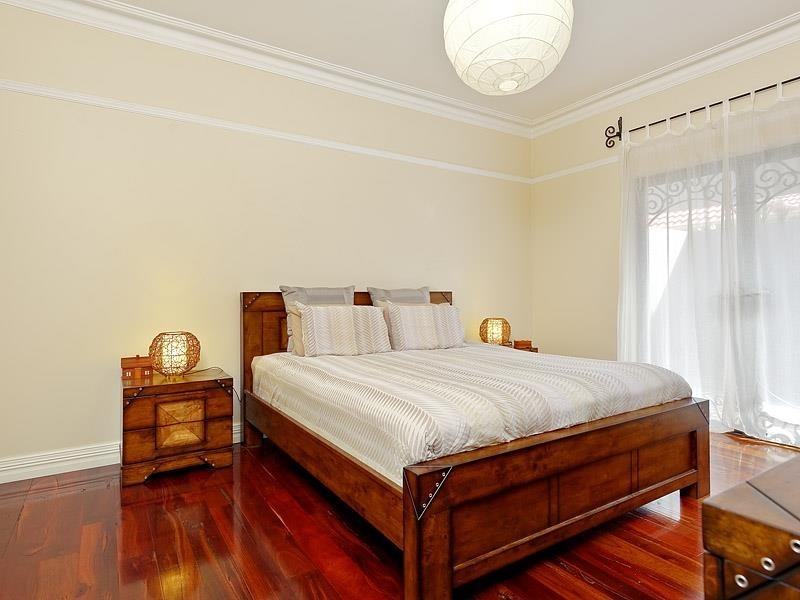 4 Concord Terrace, Atwell WA 6164