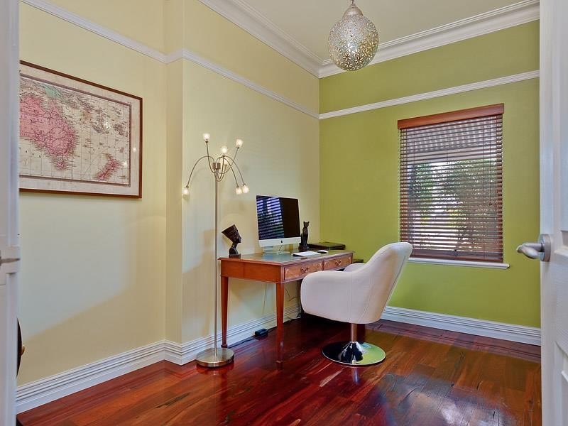 4 Concord Terrace, Atwell WA 6164
