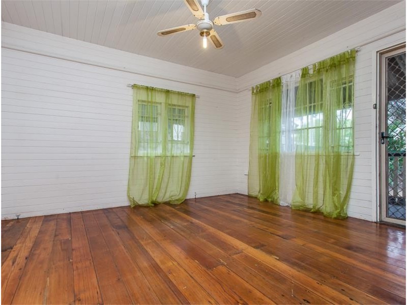 55 Morcombe Street, Brighton QLD 4017