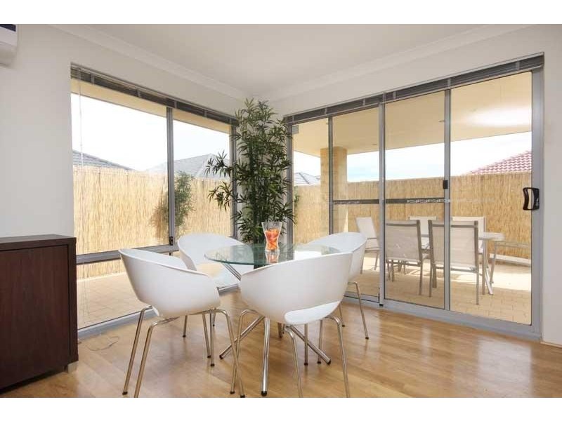 7 Lavinia Crescent, Secret Harbour WA 6173