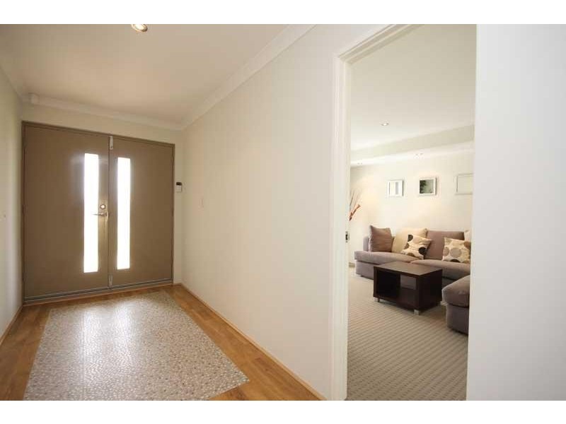 7 Lavinia Crescent, Secret Harbour WA 6173