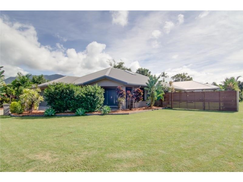 27 Angor Road, Trinity Park QLD 4879