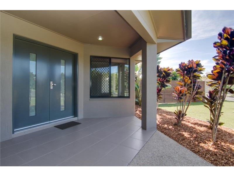 27 Angor Road, Trinity Park QLD 4879