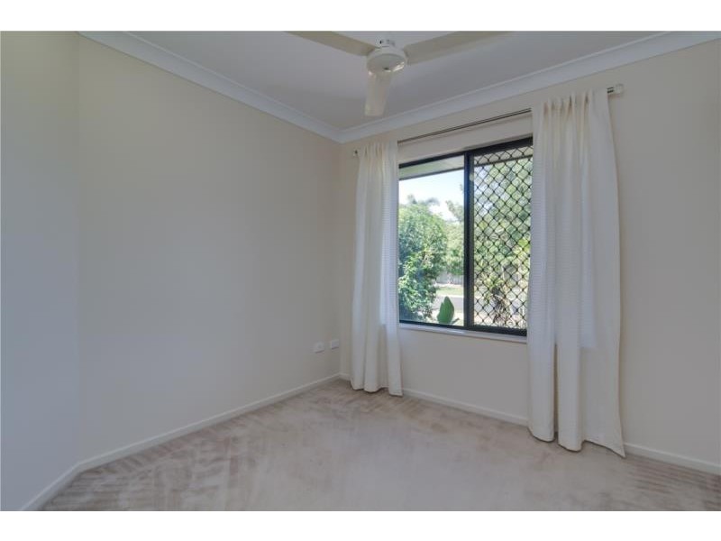 27 Angor Road, Trinity Park QLD 4879