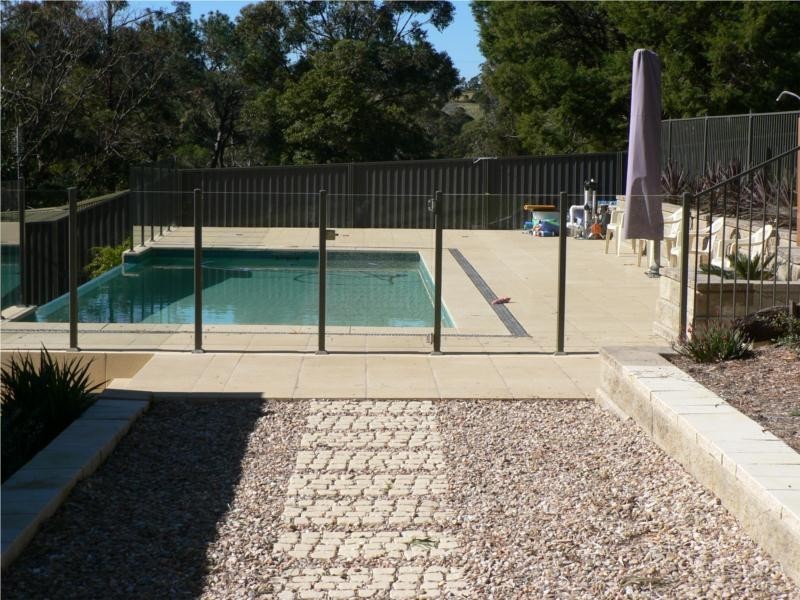 35a Stones Road, Mount Kembla NSW 2526