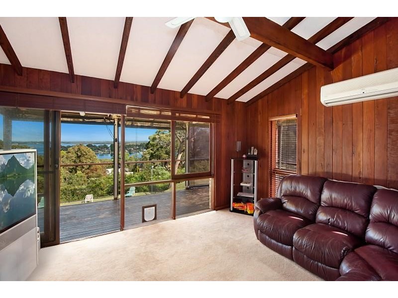 60 Hillcrest Road, Mirrabooka NSW 2264