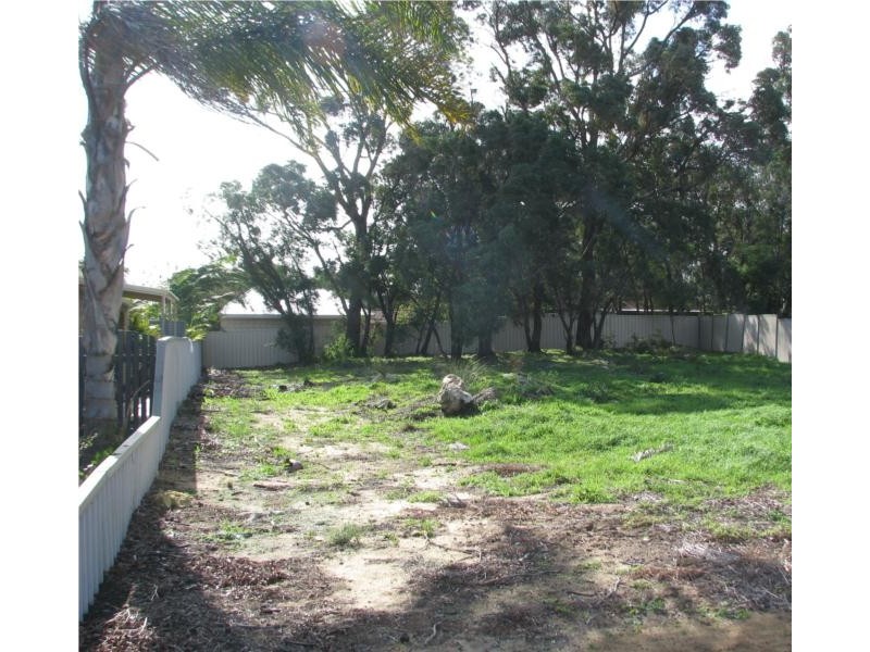 2 Wattle Close, Bouvard WA 6211