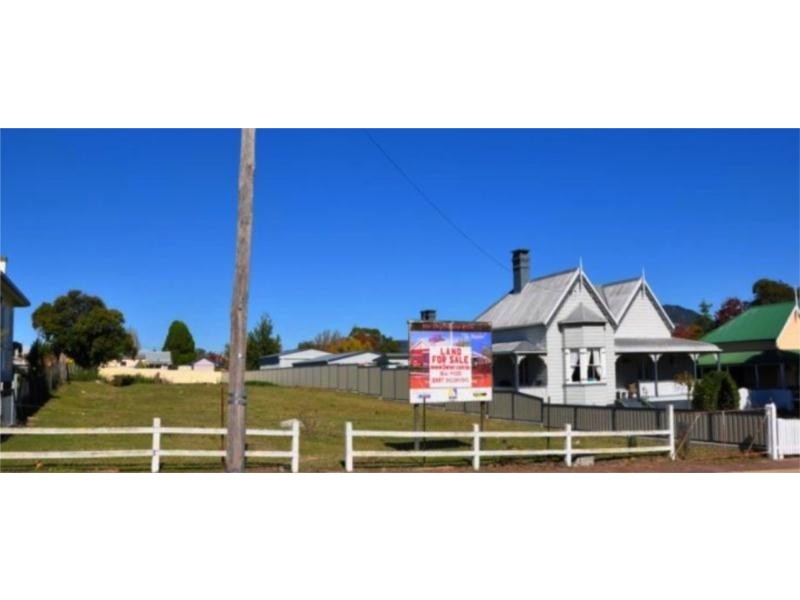 95 Molesworth Street, Tenterfield NSW 2372