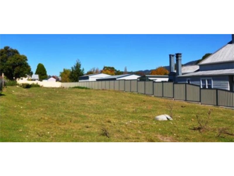 95 Molesworth Street, Tenterfield NSW 2372