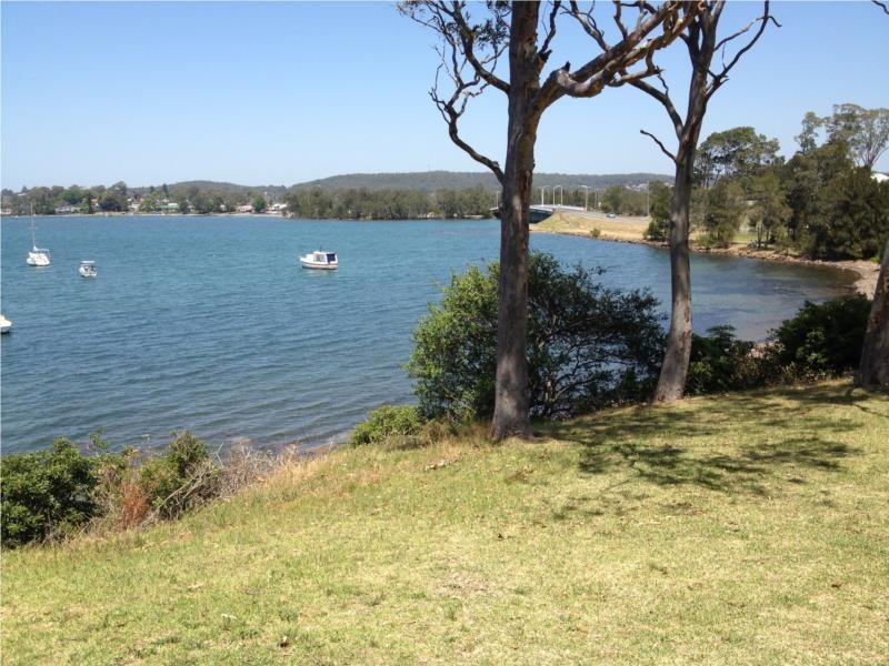3 Blandford Street, Fennell Bay NSW 2283
