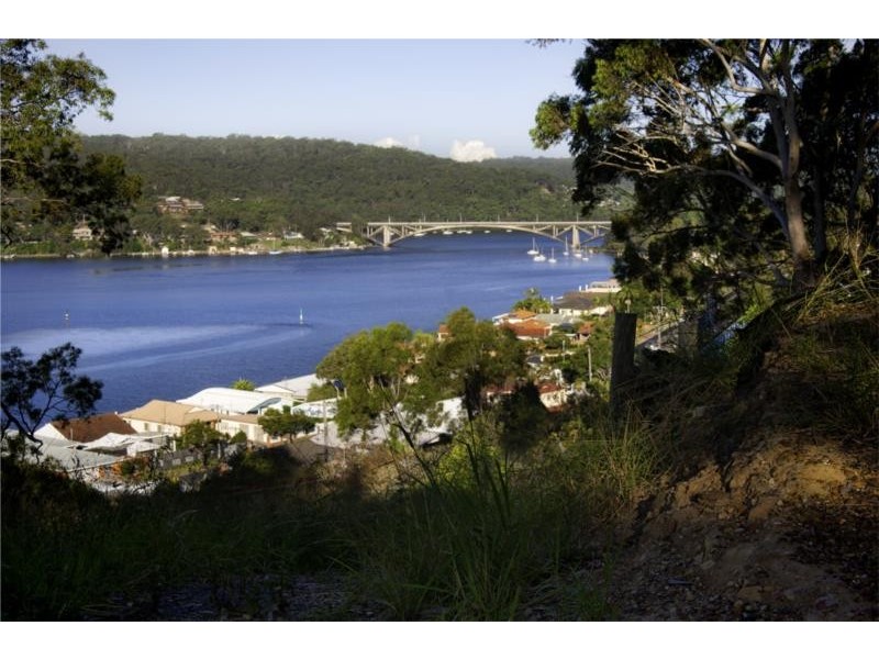 33 Bay View Crescent, Blackwall NSW 2256