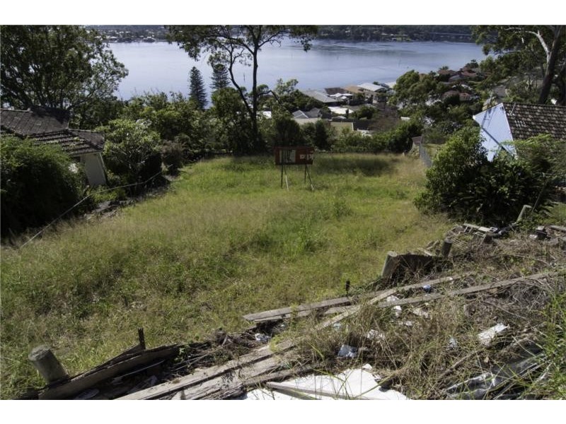 33 Bay View Crescent, Blackwall NSW 2256