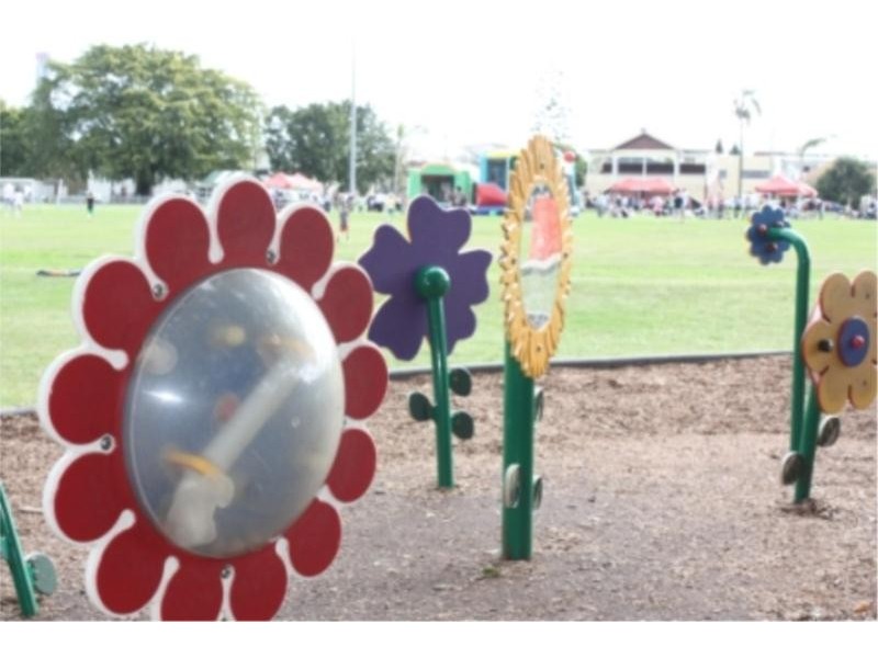 94 Gordon St, Hawthorne QLD 4171