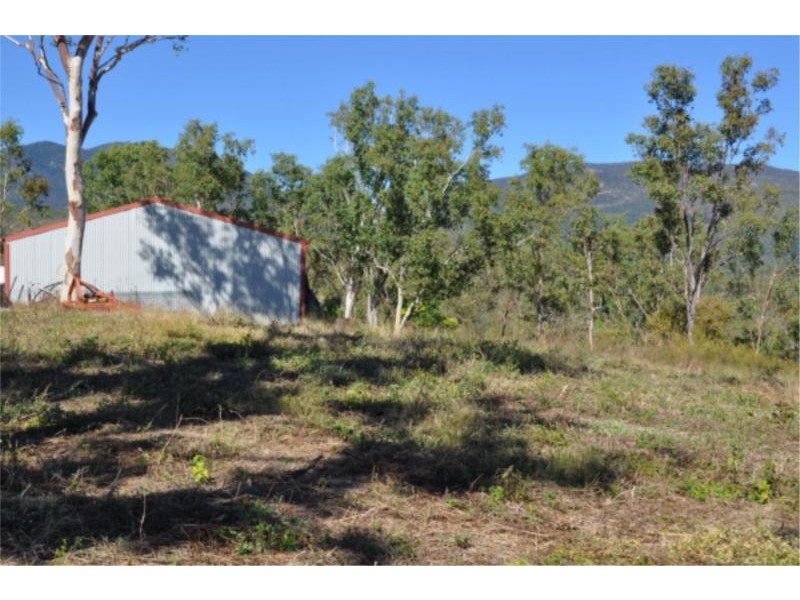 4 Hancock Road, Alligator Creek QLD 4816