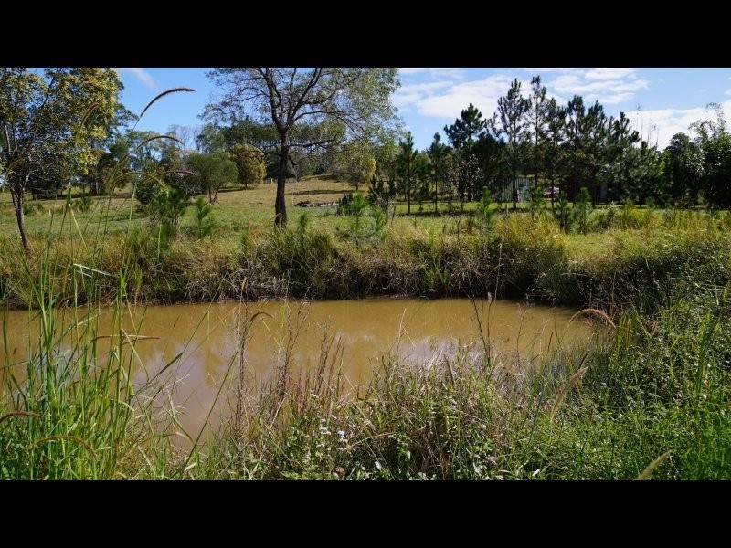 52 Arborten Road, Glenwood QLD 4570