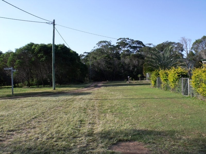 2 Bimbad Crescent, Russell Island QLD 4184