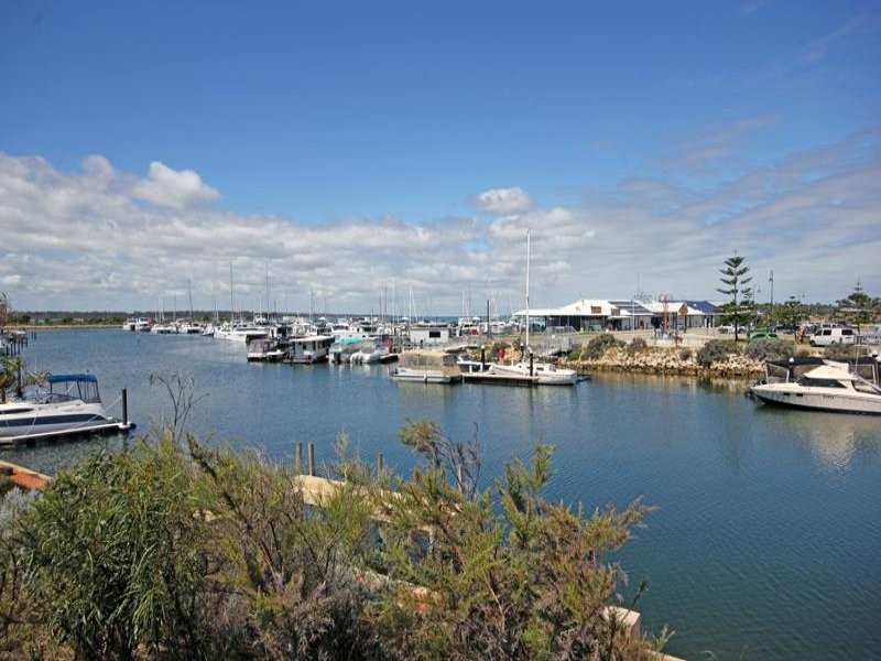 15 Avocet Island Quays, Wannanup WA 6210