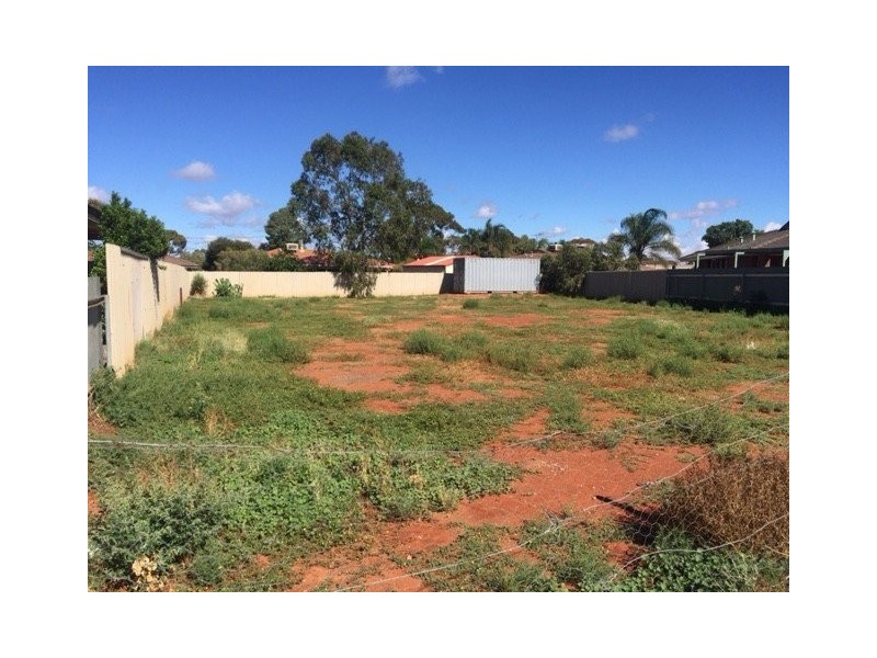 32 Phoenix Place, South Kalgoorlie WA 6430