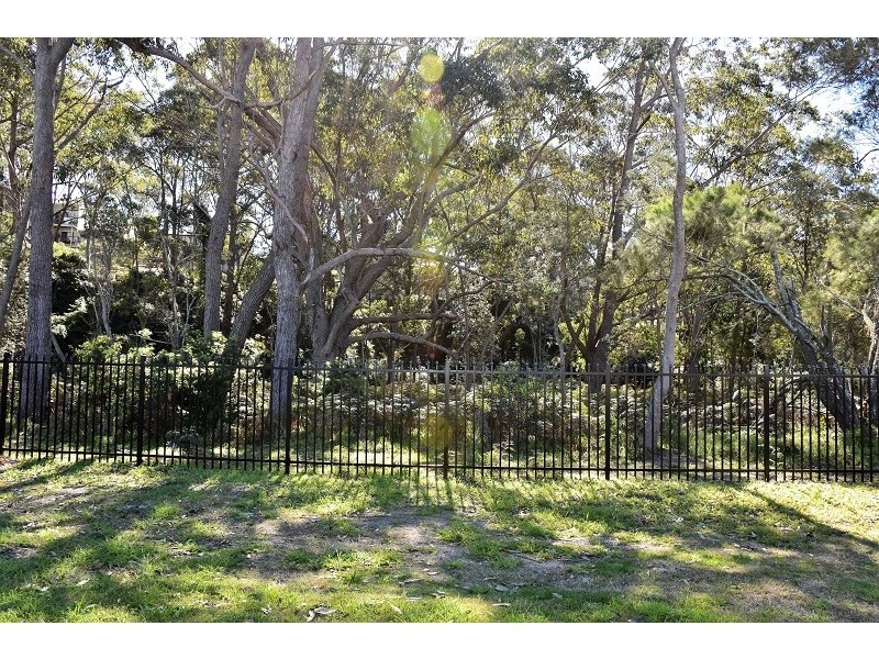 12 John Penn Drive, Tomakin NSW 2537