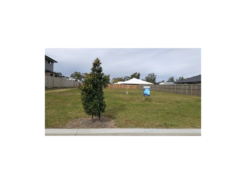 5 Island Court, Logan Village QLD 4207
