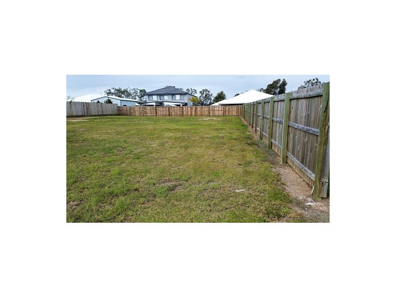 5 Island Court, Logan Village QLD 4207