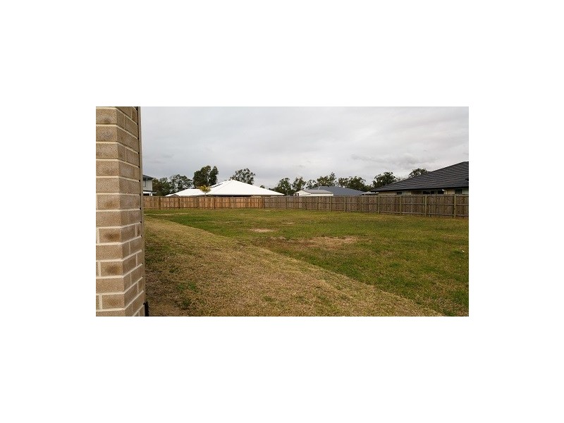 5 Island Court, Logan Village QLD 4207