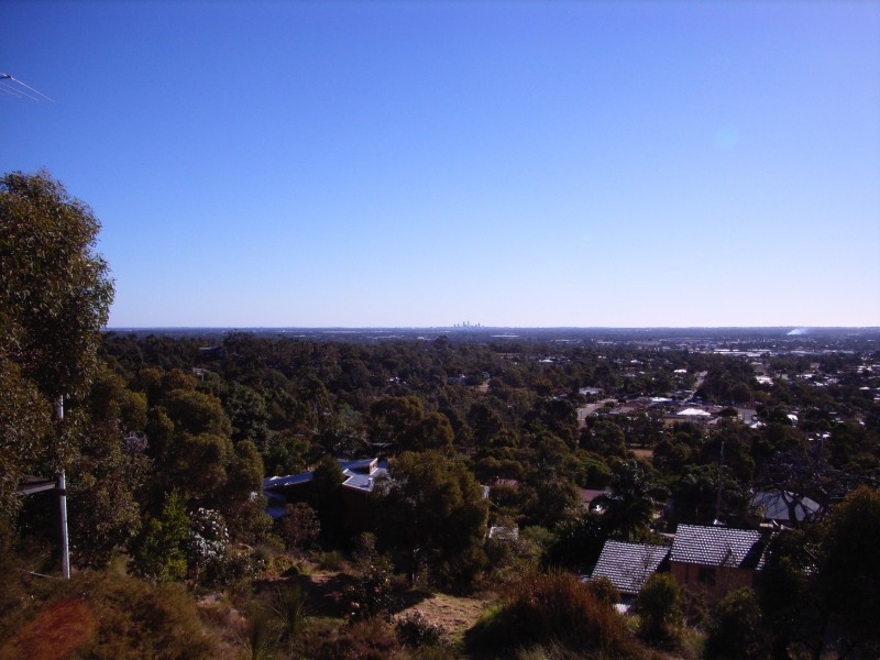 15 Gungurru Court, Swan View WA 6056